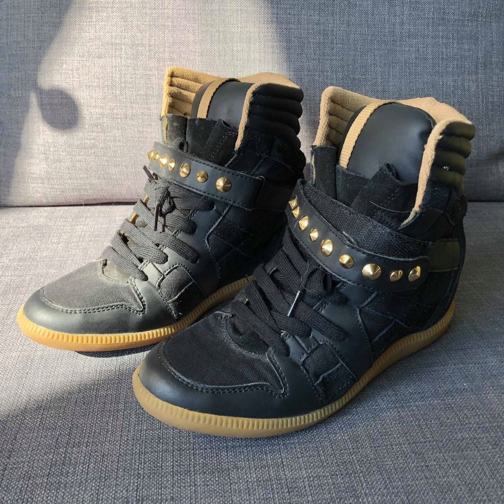 Zara Wedge Sneakers - Black and Gold